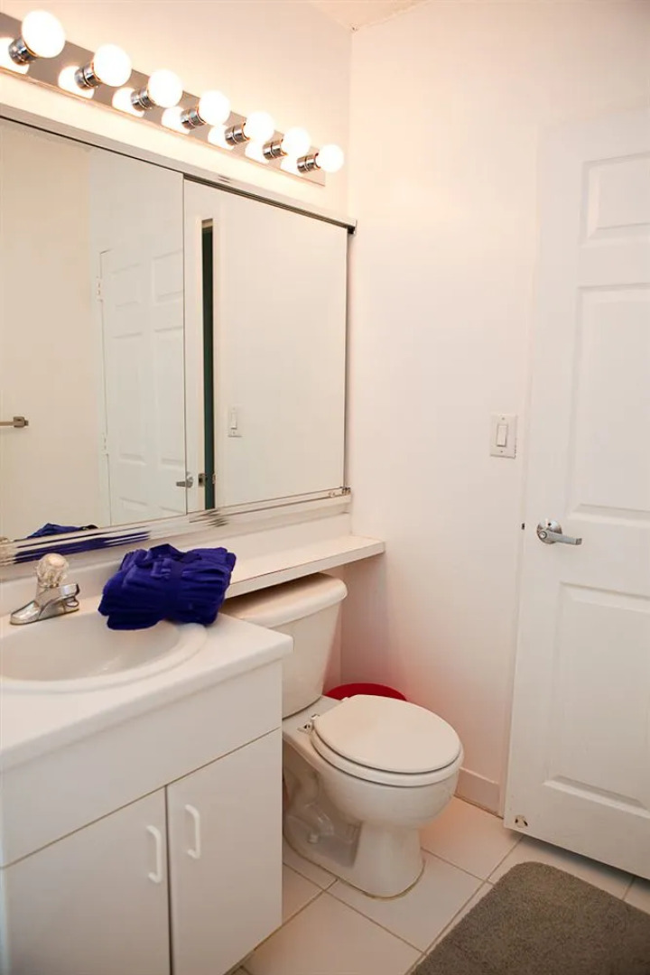 Newport Tower Suites