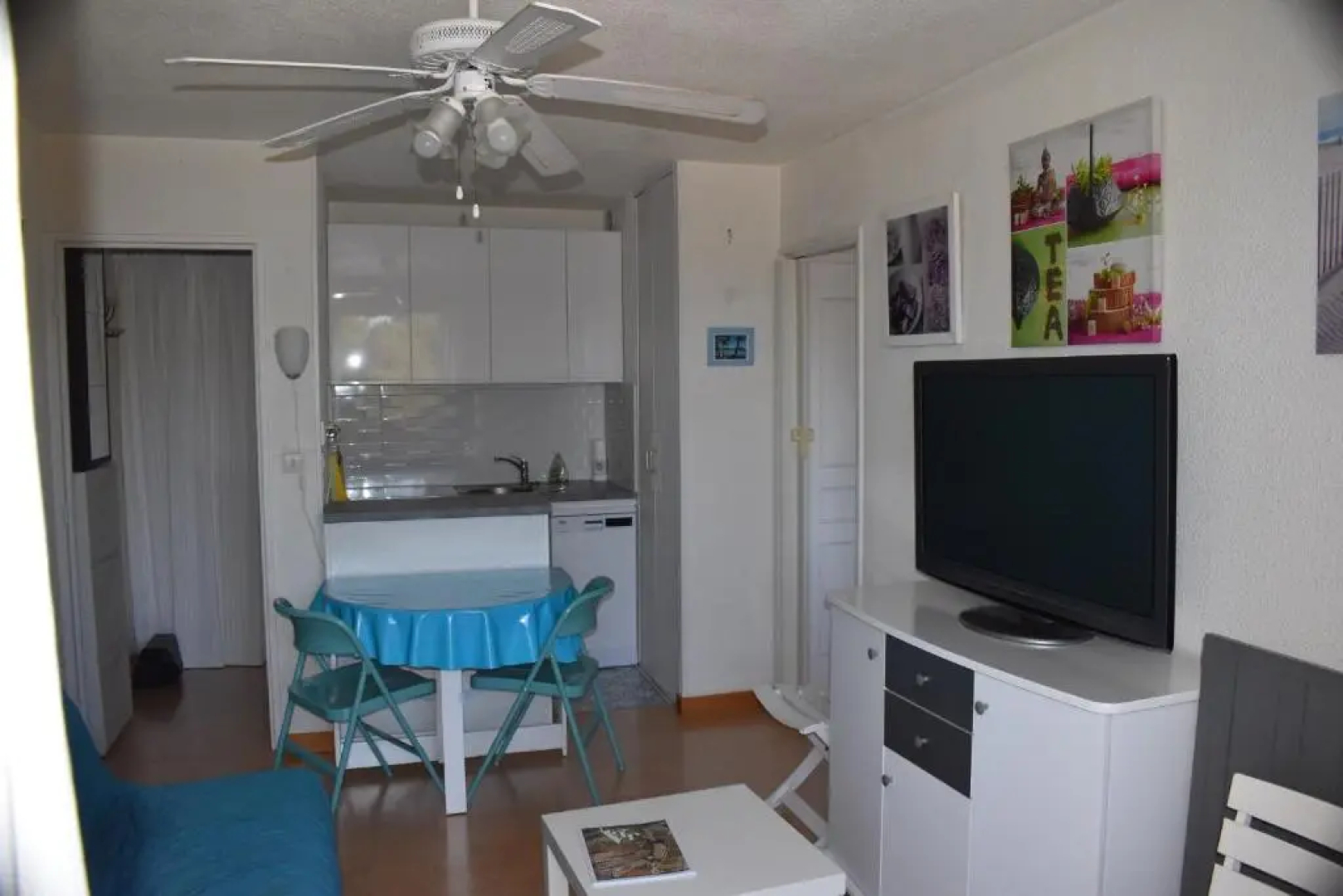 Une mouette au village de la Mer avec piscine pour 4 personne