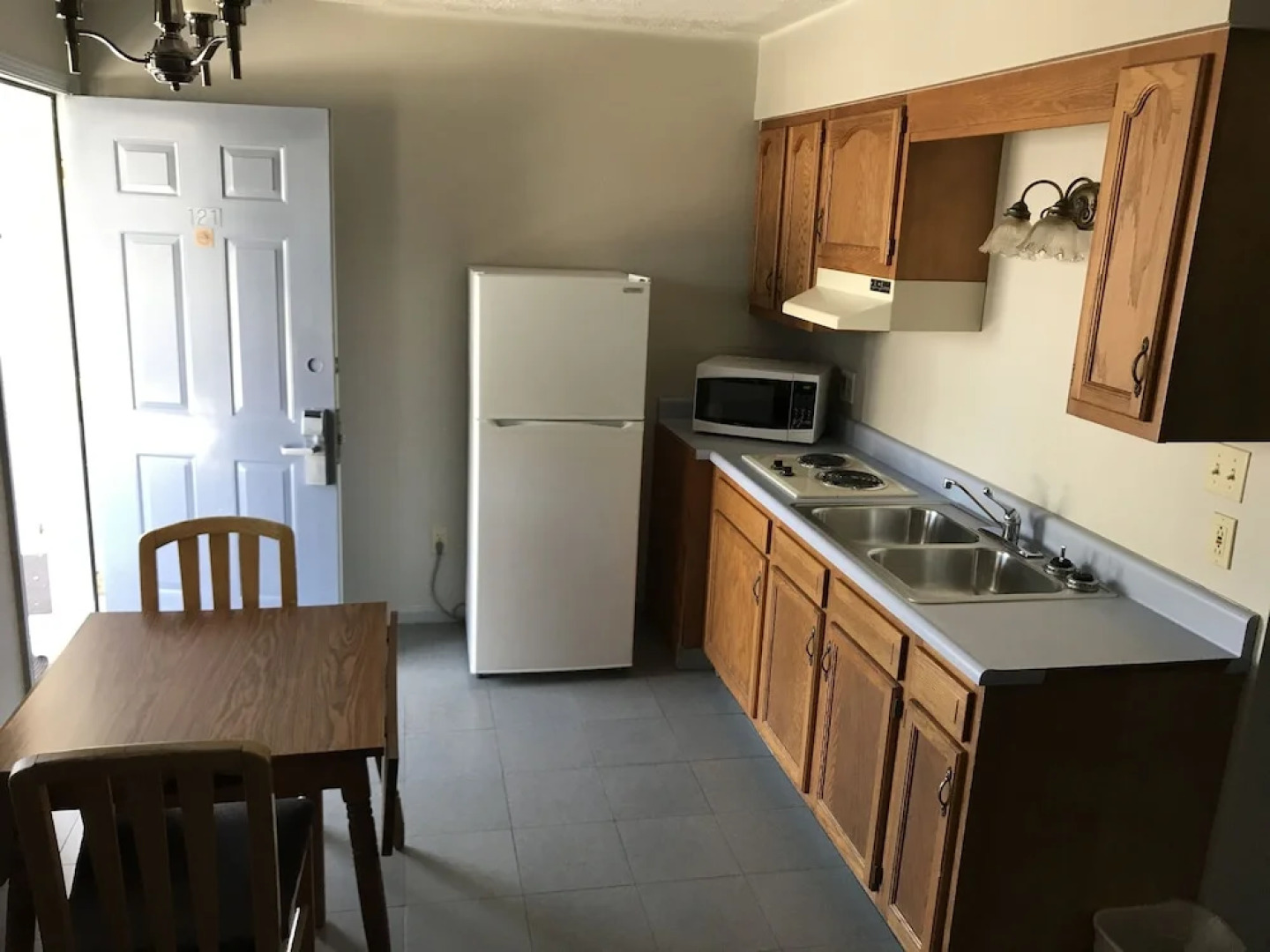 Travelers Inn and Suites