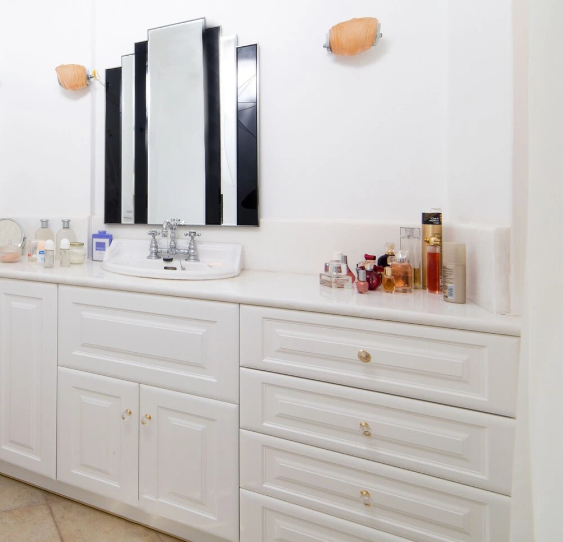 Villa Dori- Famous Composer's Holiday House on the Sea Front for 2-8 Persons