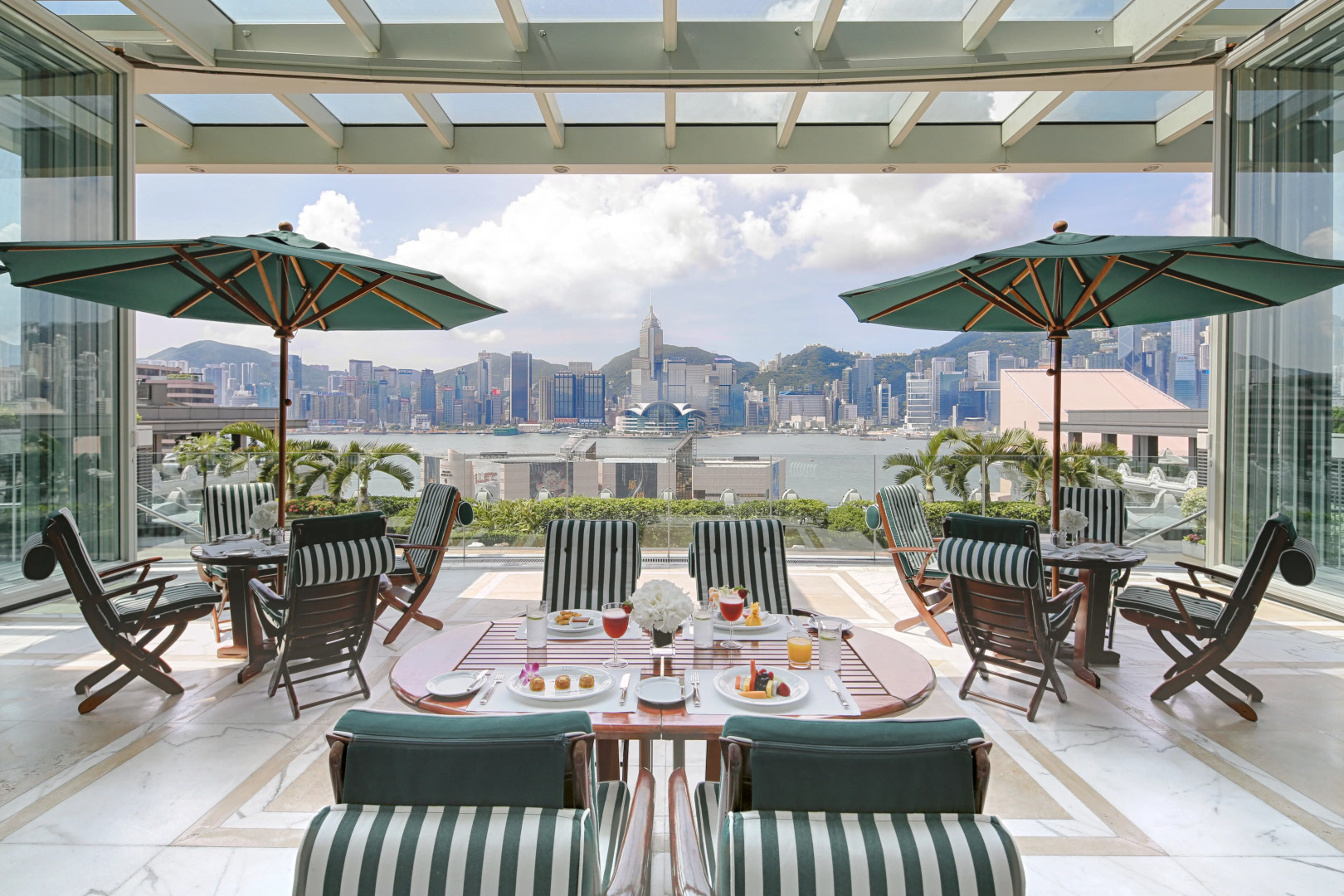 Отель The Peninsula Hong Kong