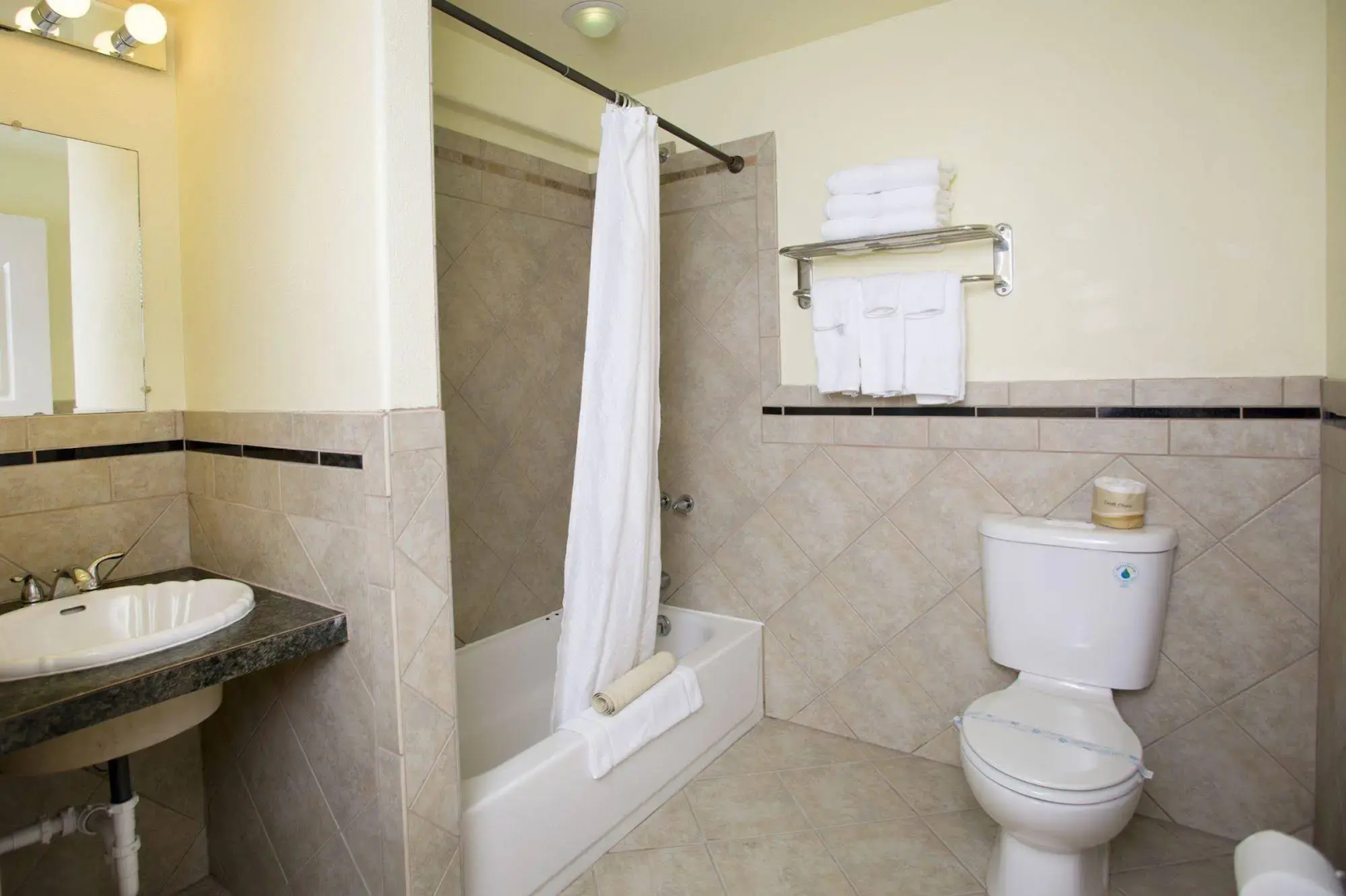 The Royal Victorian Motel