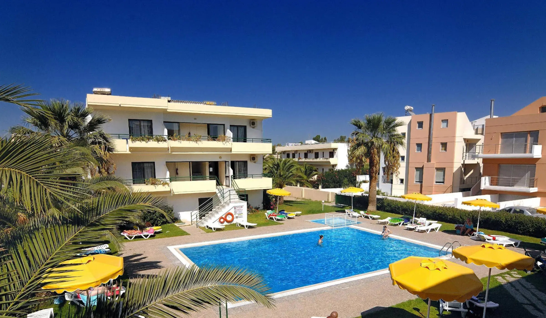 Anita ApartHotel