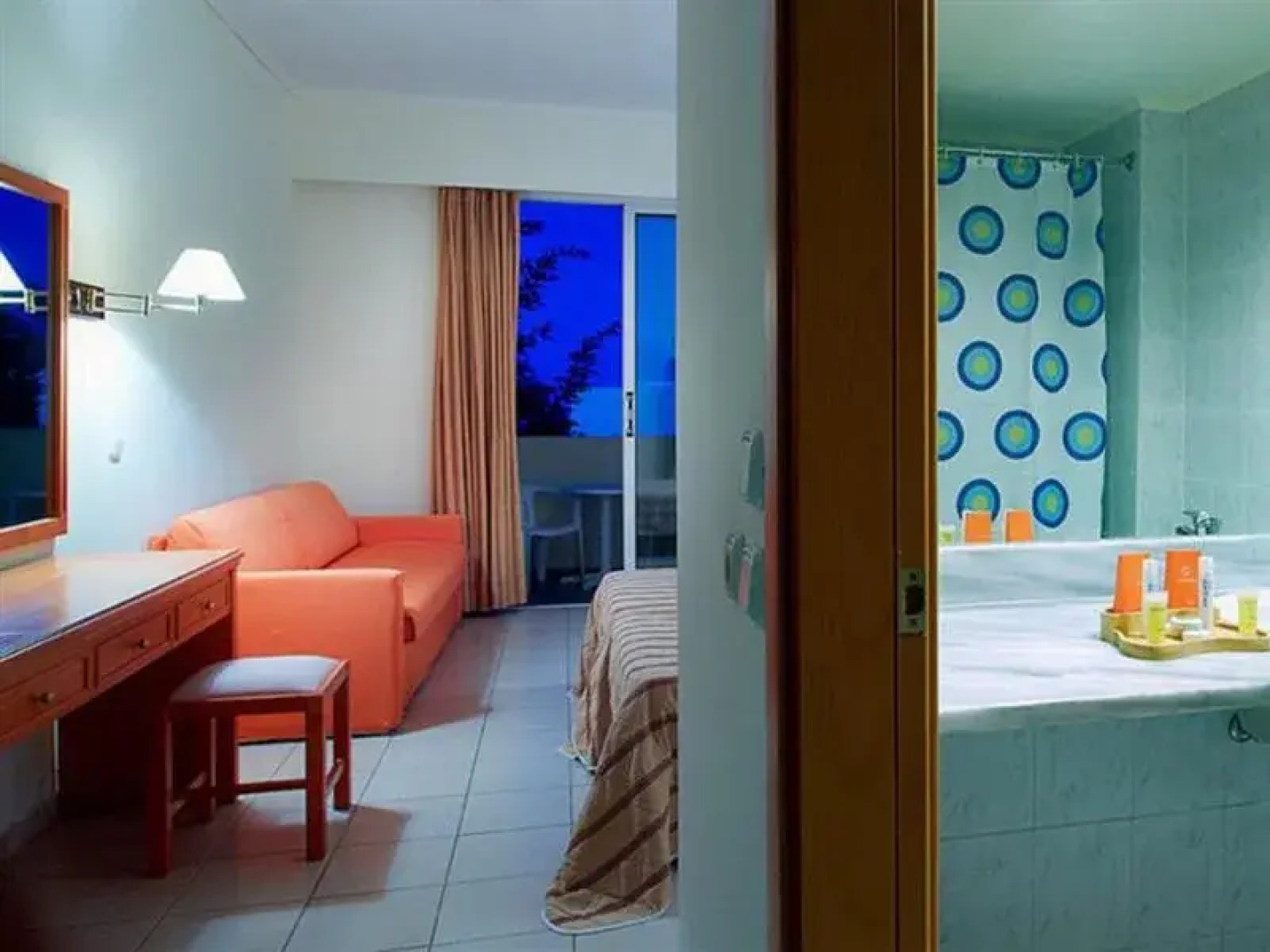 Kiotari Garden Hotel