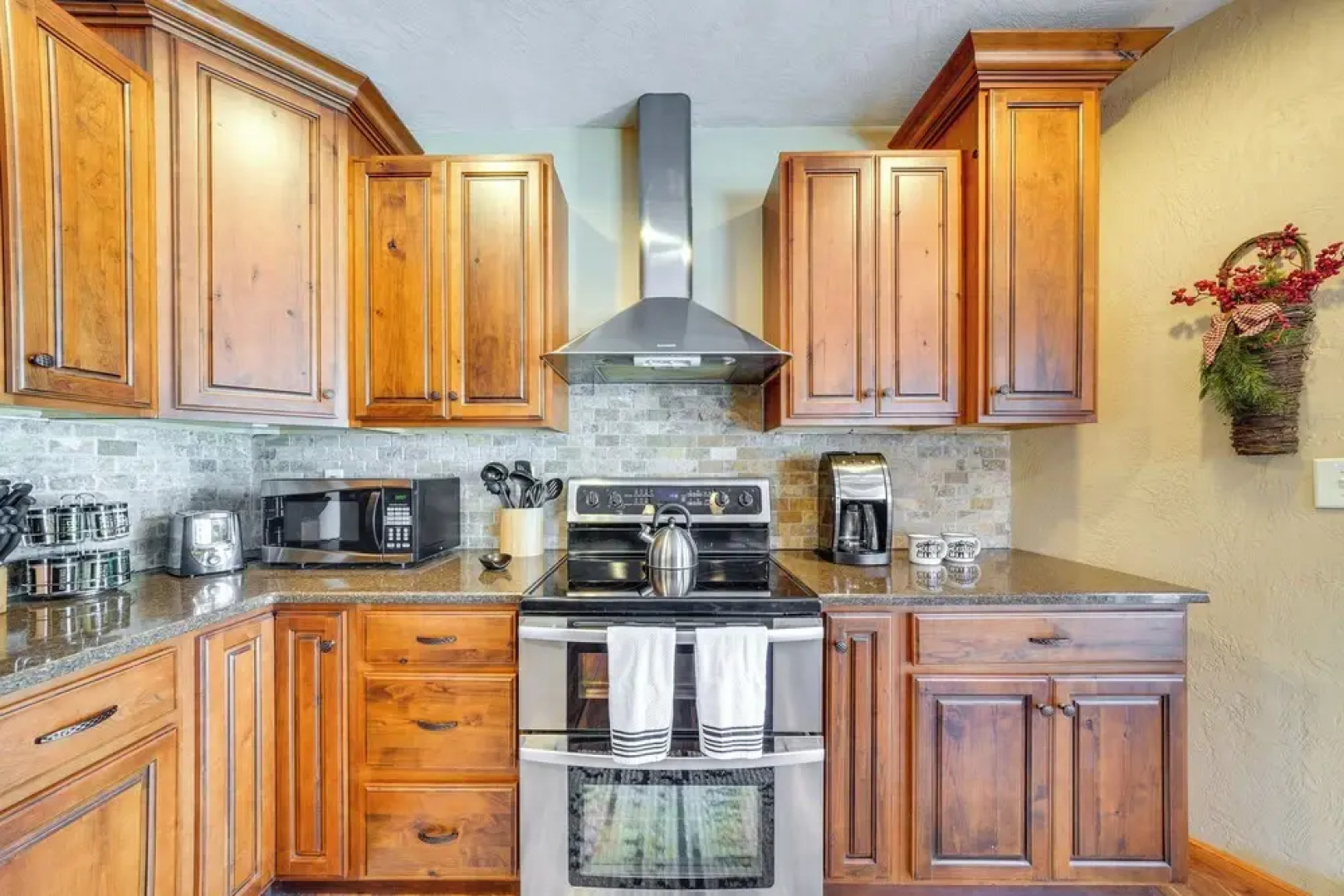 Idyllic Somerset Condo: Ski, Hike & Relax!