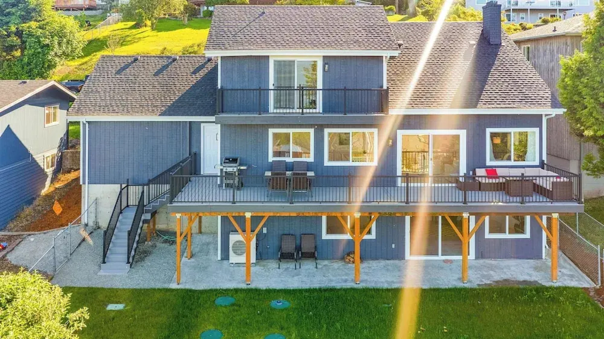 Peaceful Island Getaway Port Susan views