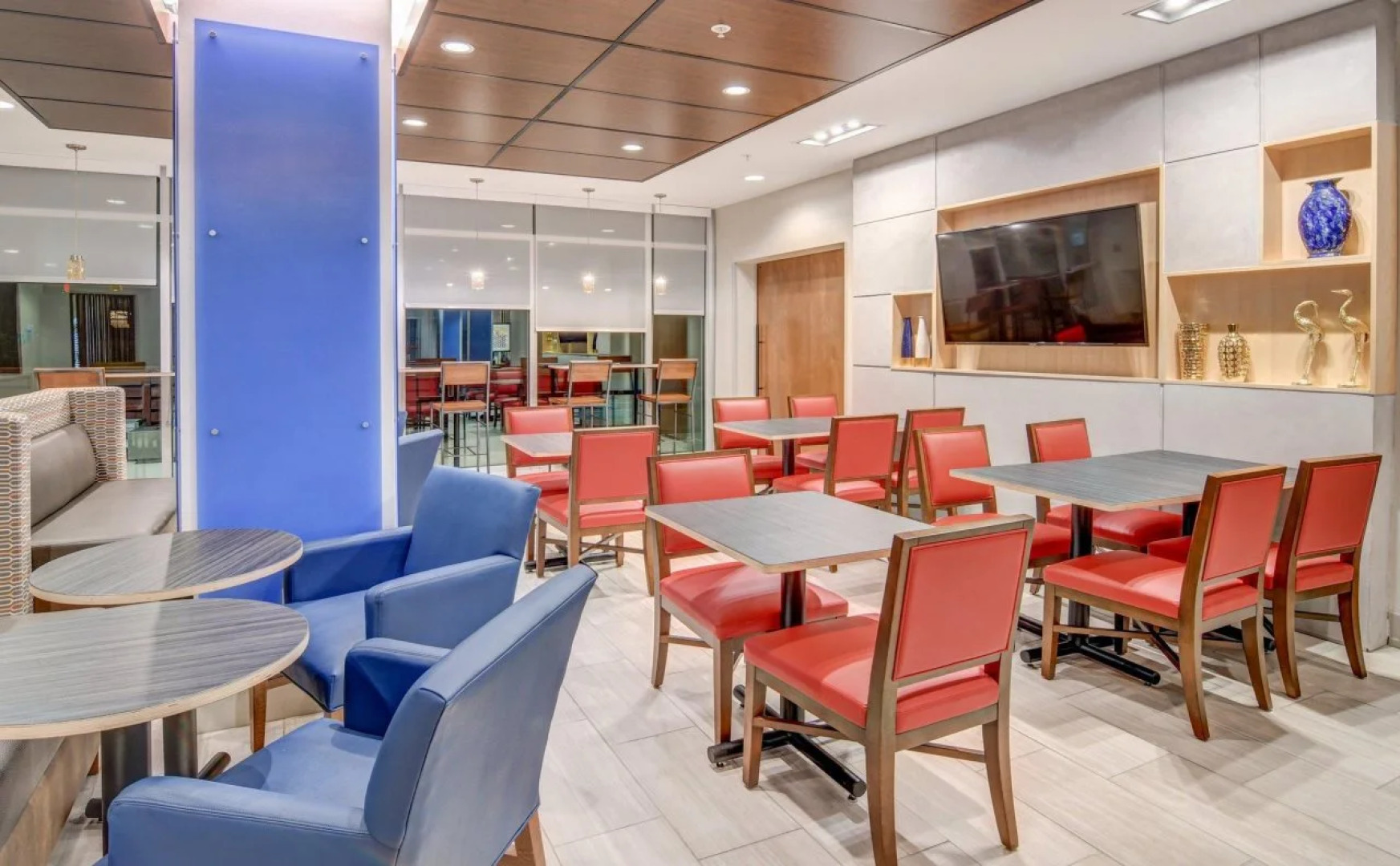 Holiday Inn Express Fort Walton Beach Central by IHG