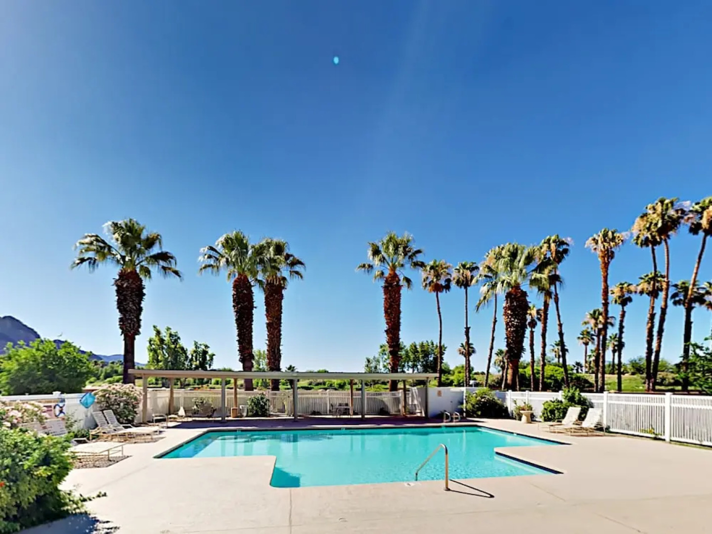 La Quinta Condo 3 Bedrooms 3 Bathrooms Condo