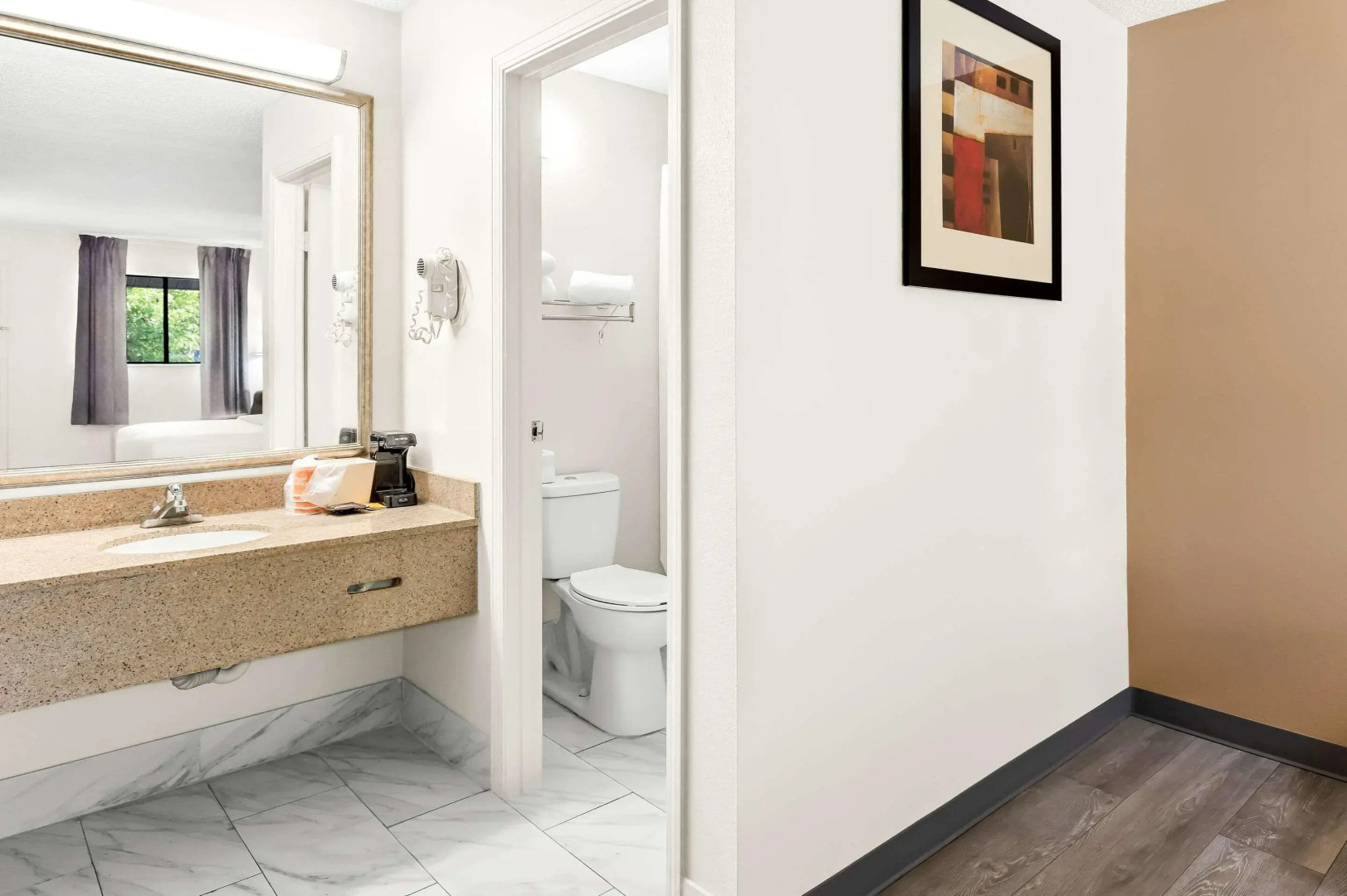 Quality Inn Cleveland Airport