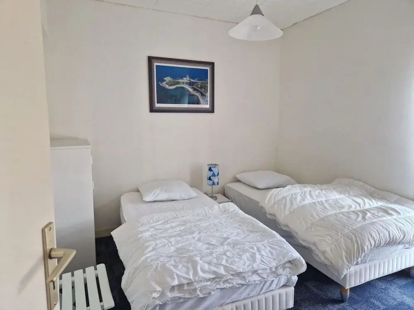 Apartment With sea View Near Beach