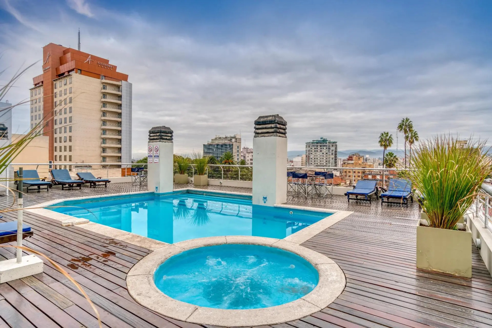 Ayres De Salta Hotel