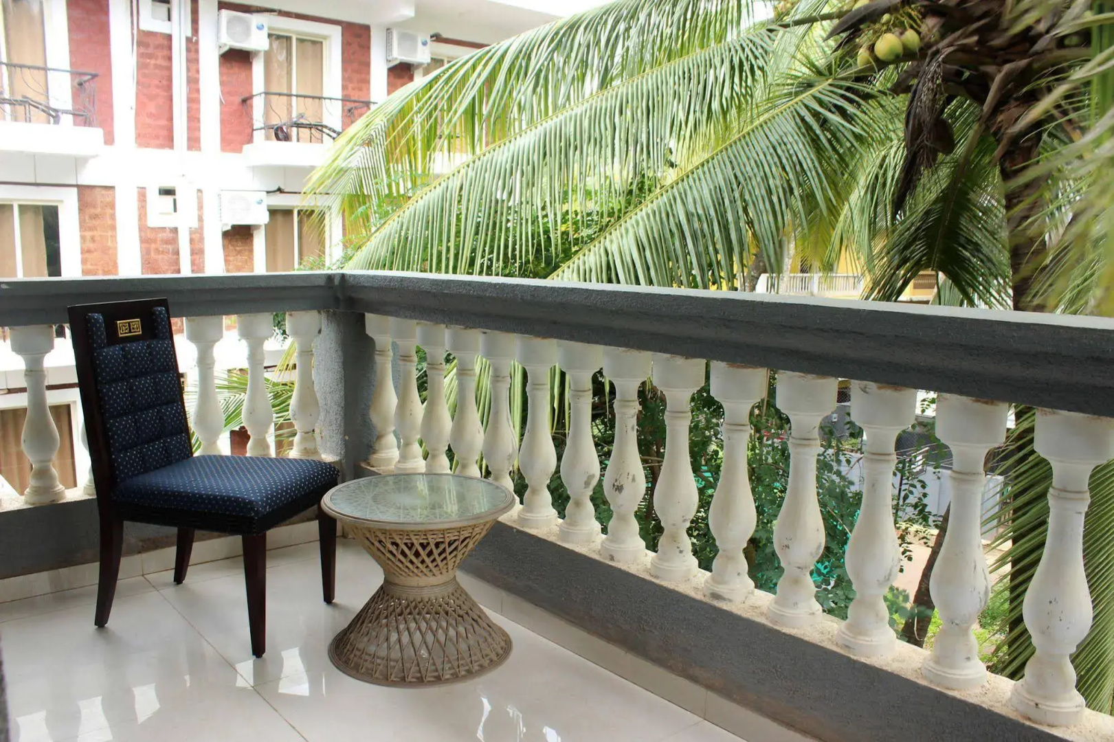 OYO 2303 Hotel Royal Mirage