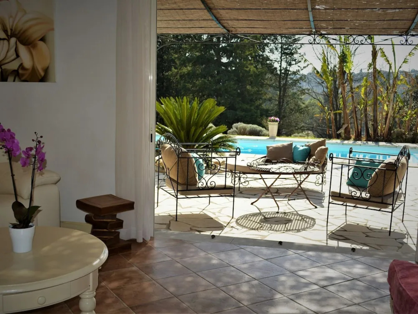 Peaceful Villa in Saint Paul de Vence With Swimming Pool