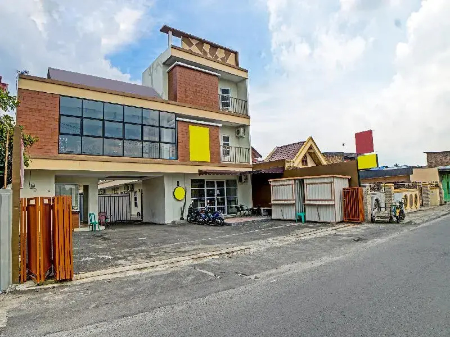 Collection O 91528 Garuda Residence Syariah