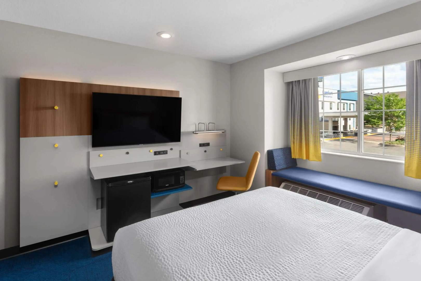 Microtel Inn & Suites by Wyndham Rapid City