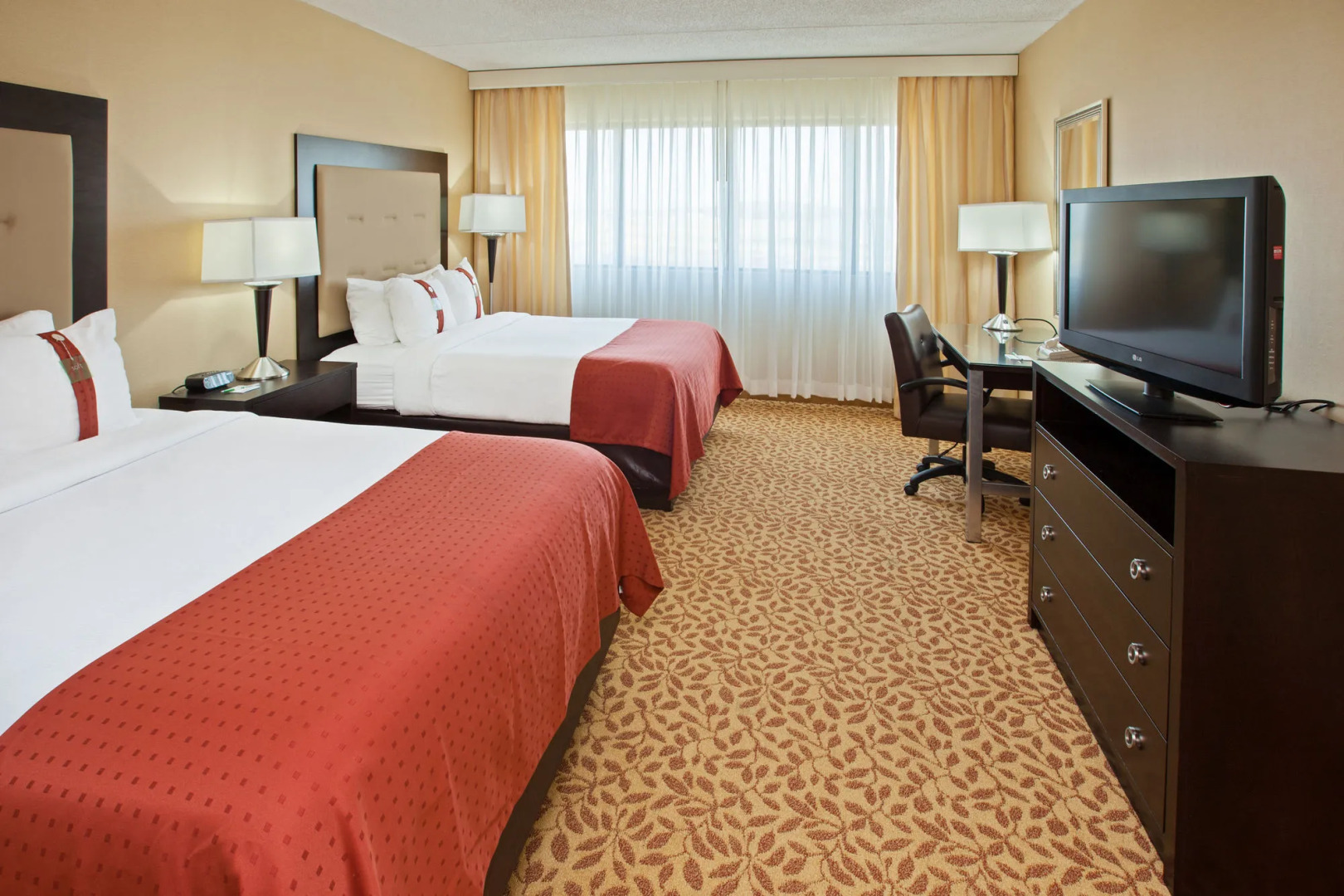 Holiday Inn Evansville Airport