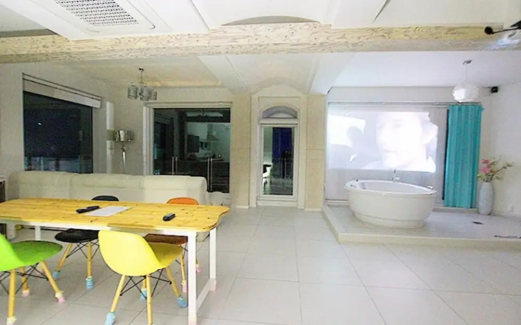 Goseong Paradise Cove Pension