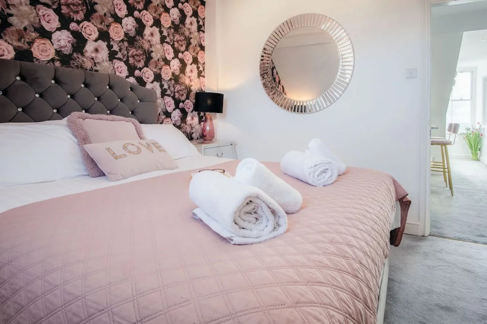 The Penthouse - Luxury 1 Bed - Panorama - Tenby