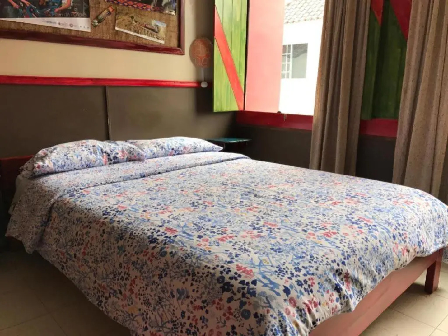 Flying Donkey Hostal - Hostel