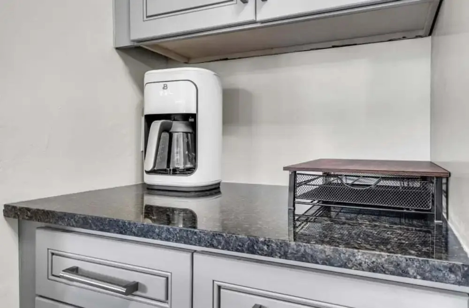 4br Biscayne River Home: Pool & Pickleball Fun 4 Bedroom Home