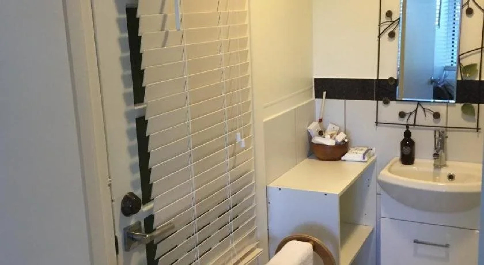 Eumundi Guesthouse and B&B