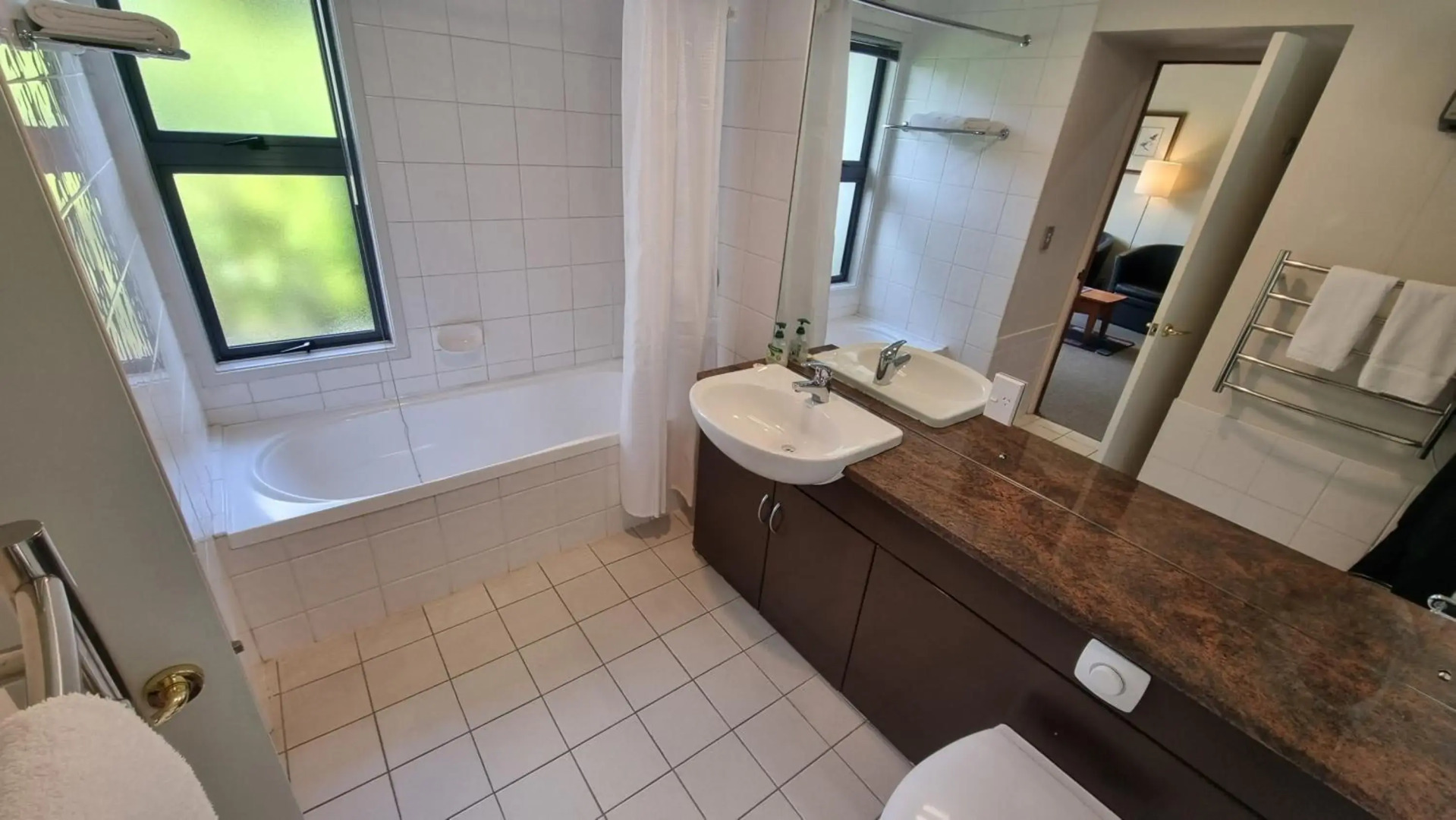 18 Jollies Pass Road - Garden Studio 346