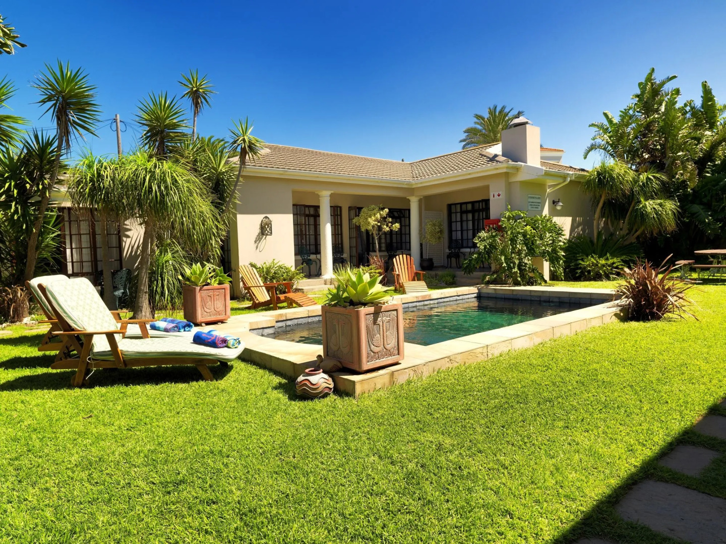 Beachwalk Bed and Breakfast