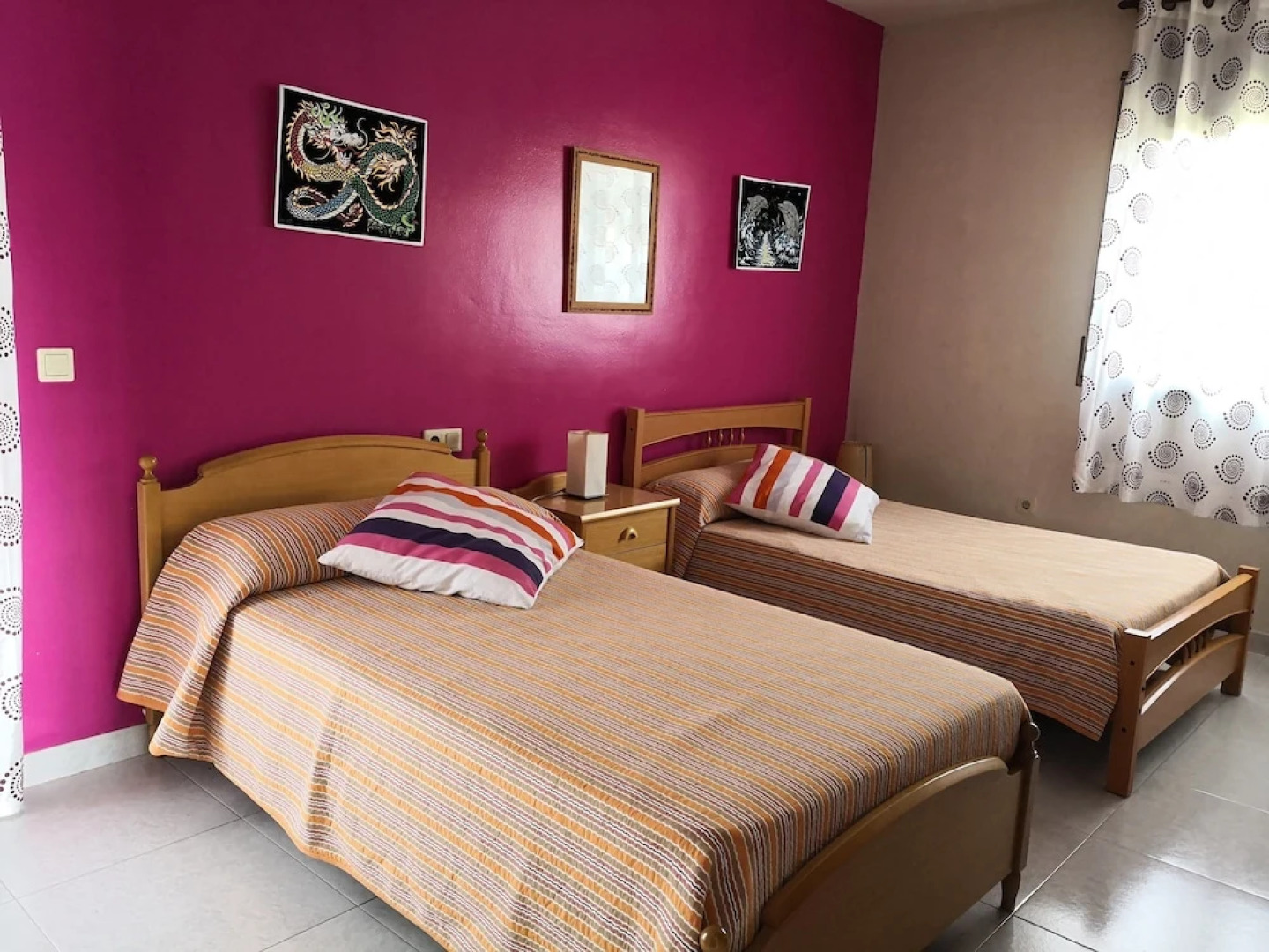 Villa con jardín piscina y cerca playa