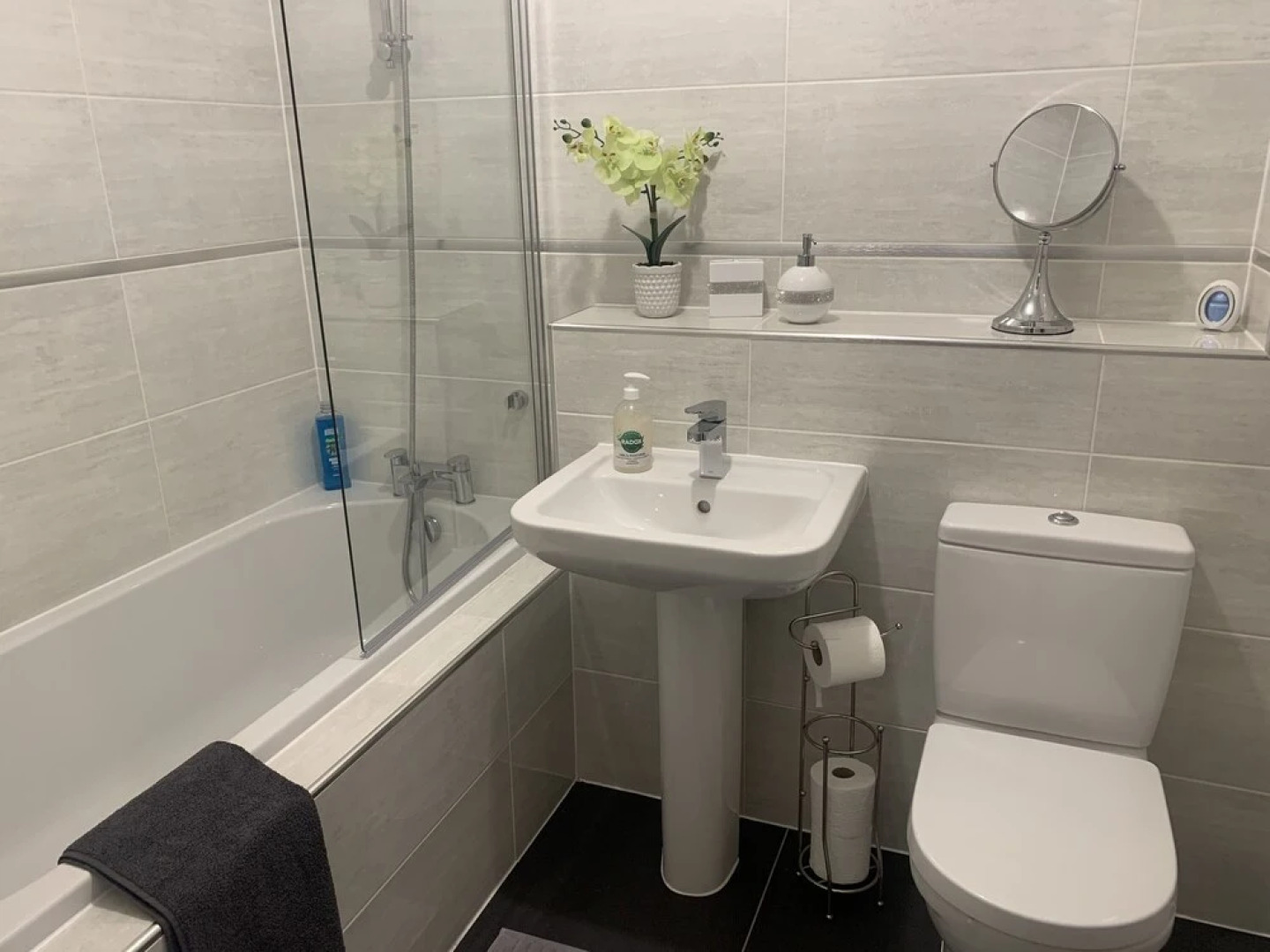 Immaculate Luxury 2-bed Apartment in Lancaster