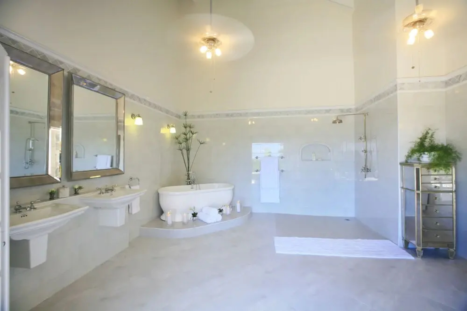 Villa Atlantis