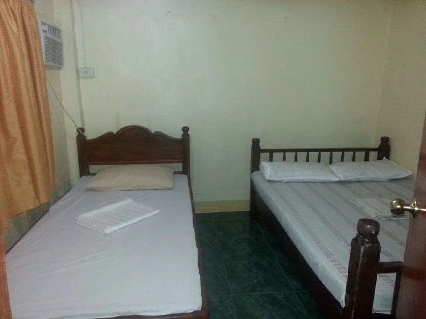 DOXA Transient House