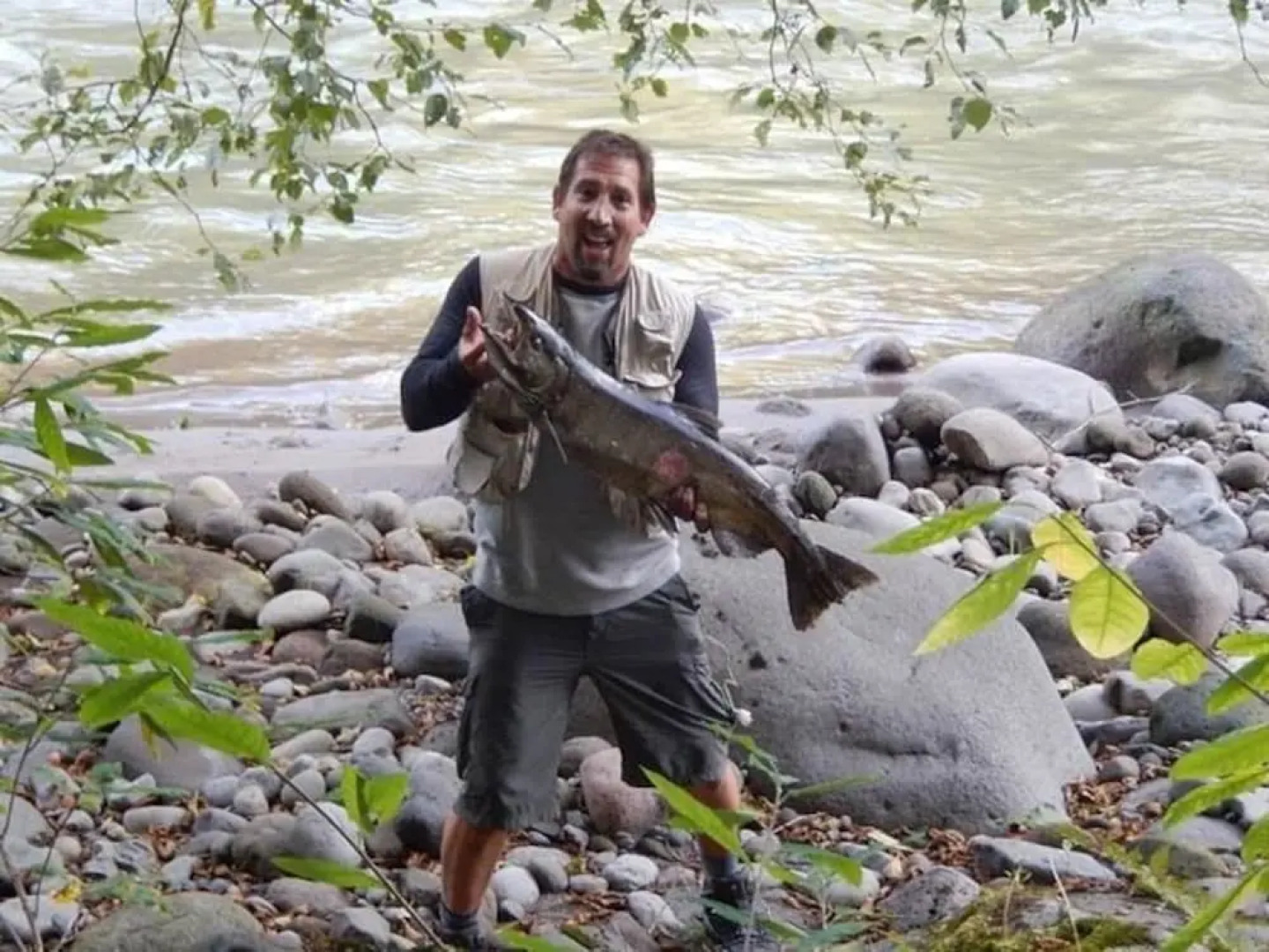 Sandy Salmon Bed & Breakfast Lodge