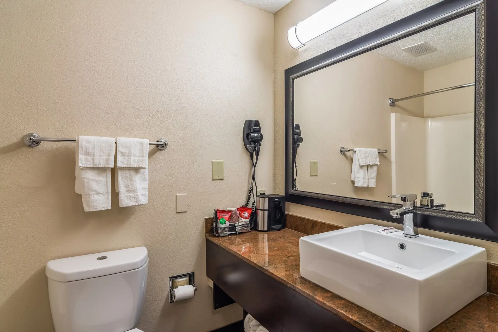Red Roof Inn PLUS+ & Suites Atlanta Airport South