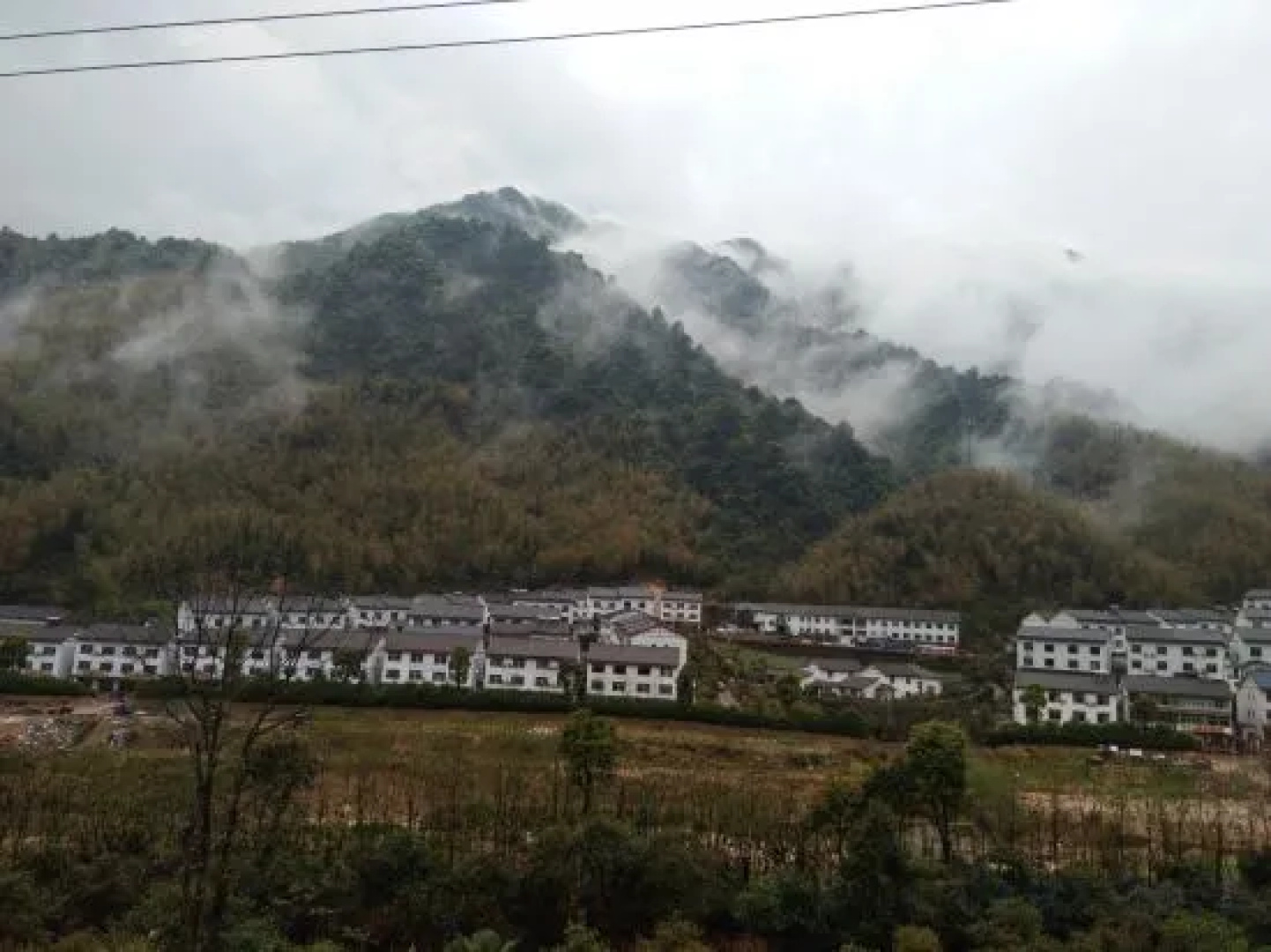 Sanyingshan Yi Inn