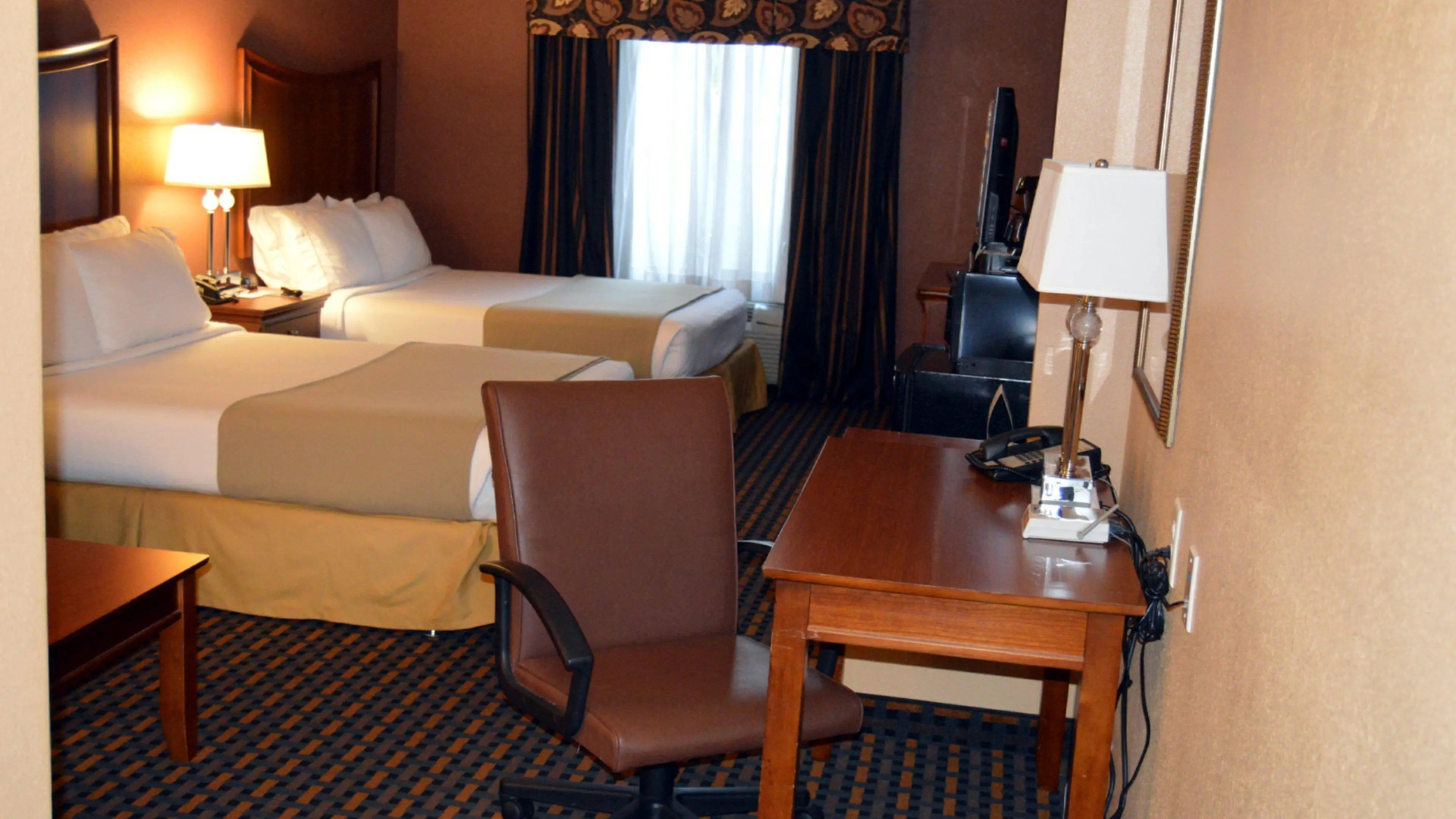 Holiday Inn Express Hotel & Suites Suffolk by IHG