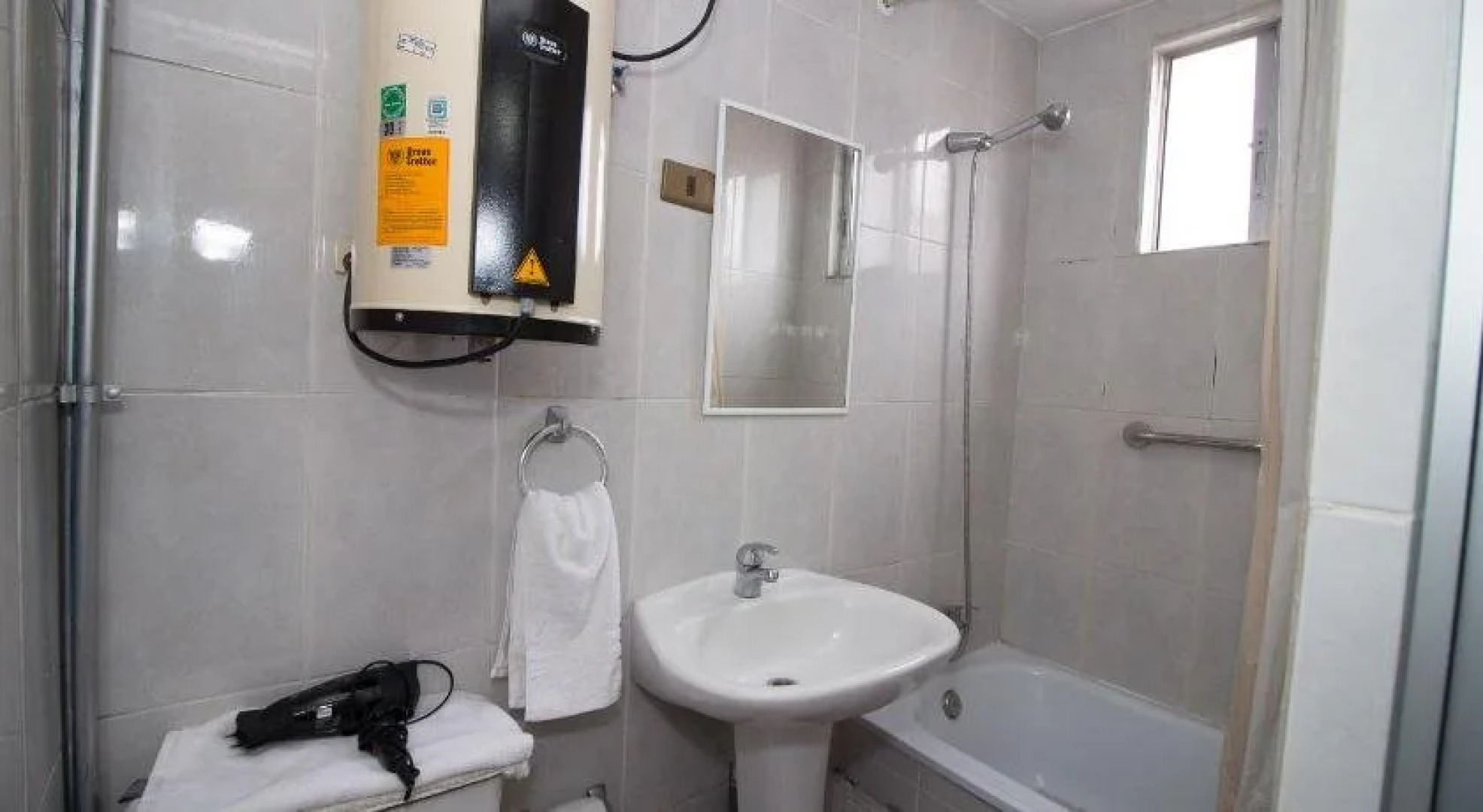 JMJ Departamentos Amoblados Ocarrol