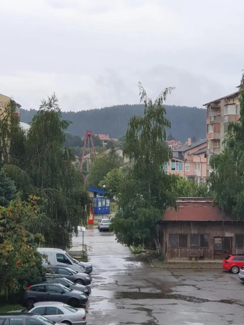 Луксозен Апартамент С Wifi На 10км От Боровец