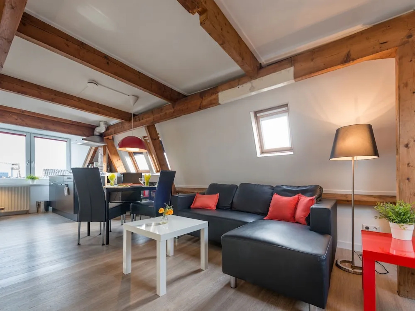 Modern Apartment in Egmond aan Zee with TV