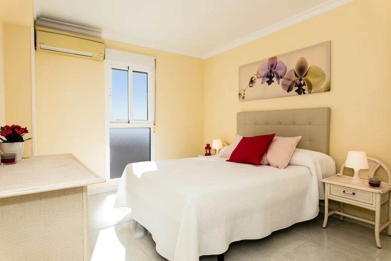 Acuario 118 great  Sea views