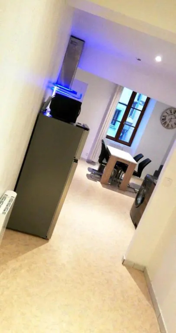 Tulle beau T2 54m2 Lycée/Hôpital