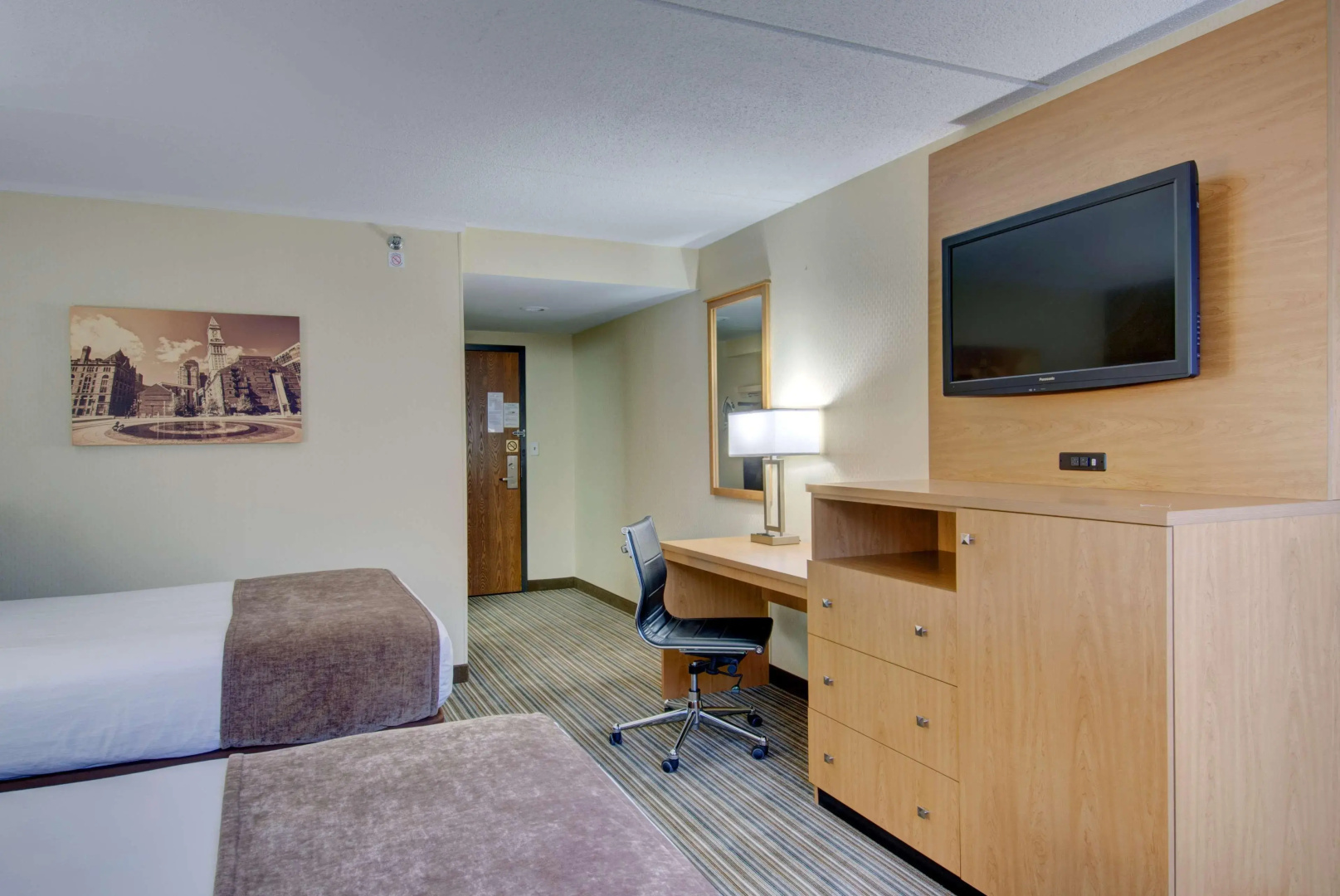 Best Western Royal Plaza Hotel & Trade Center