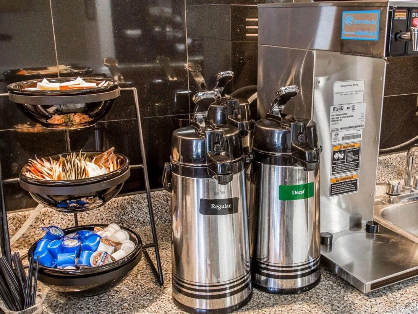 Econo Lodge Richmond Hill