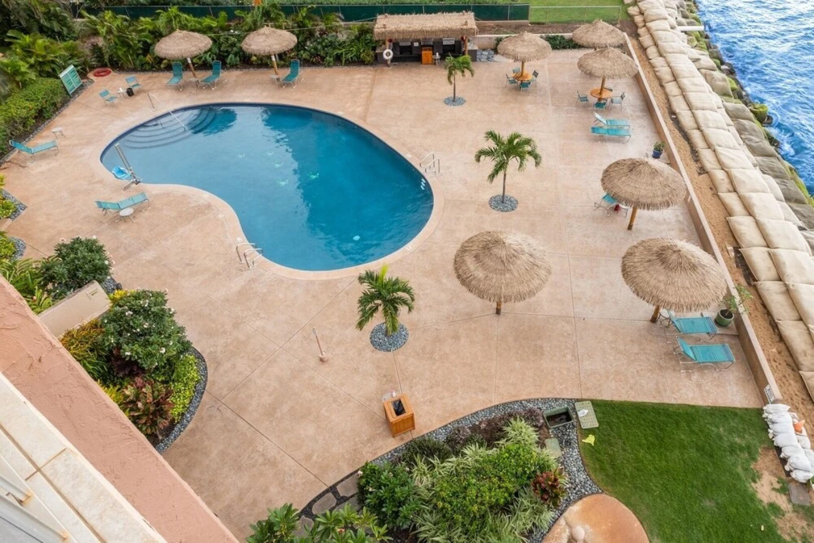 Royal Kahana 511 2bd/2.5ba 2 Bedroom Condo by Redawning