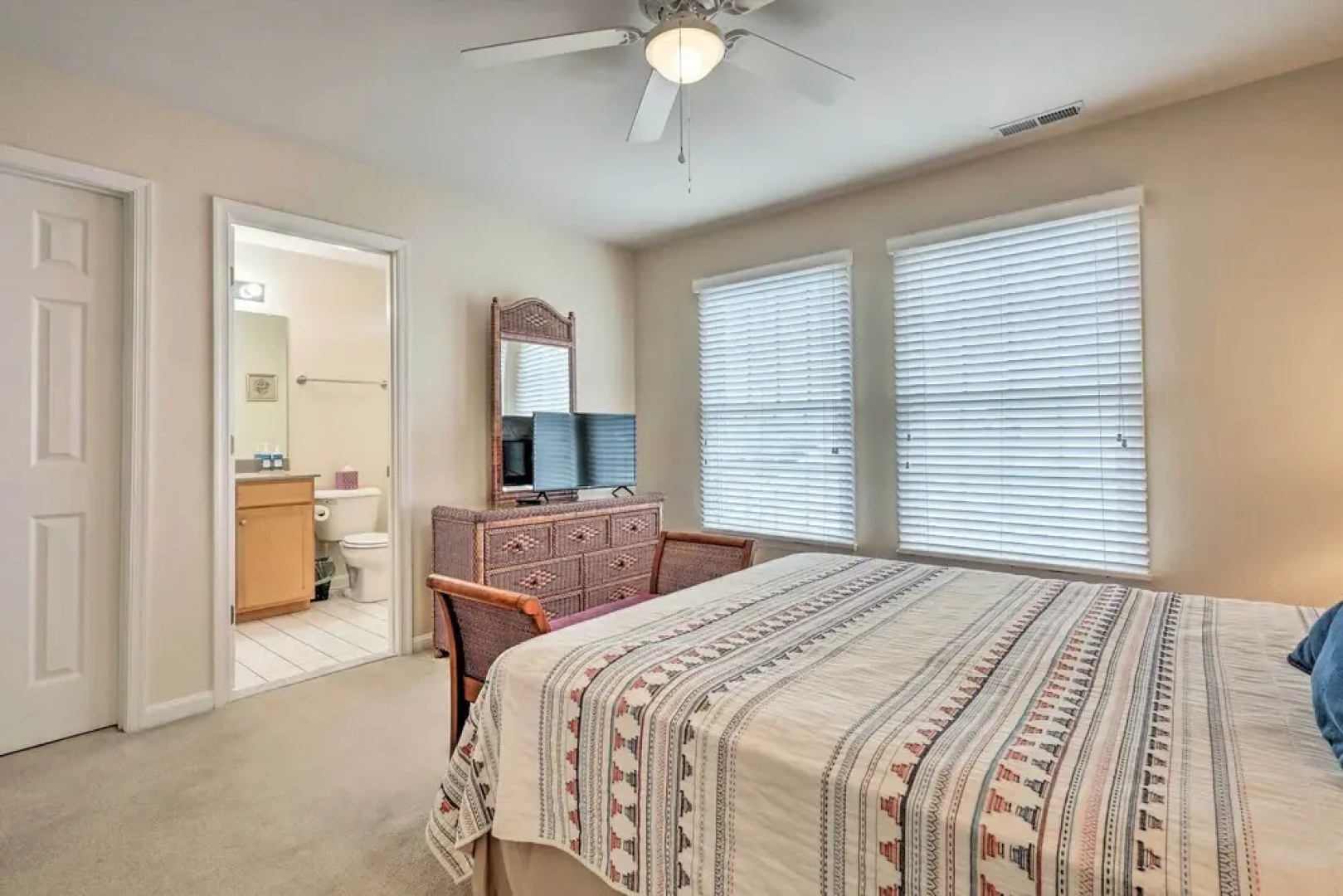 Ocean View Townhome w/ Pool & Golf Course Access