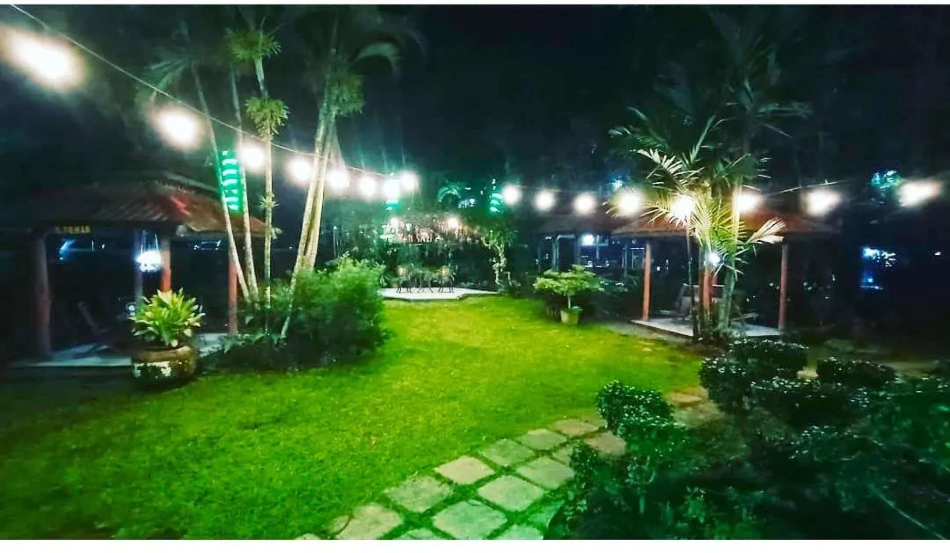 Taman Sari Hotel Dan Resort