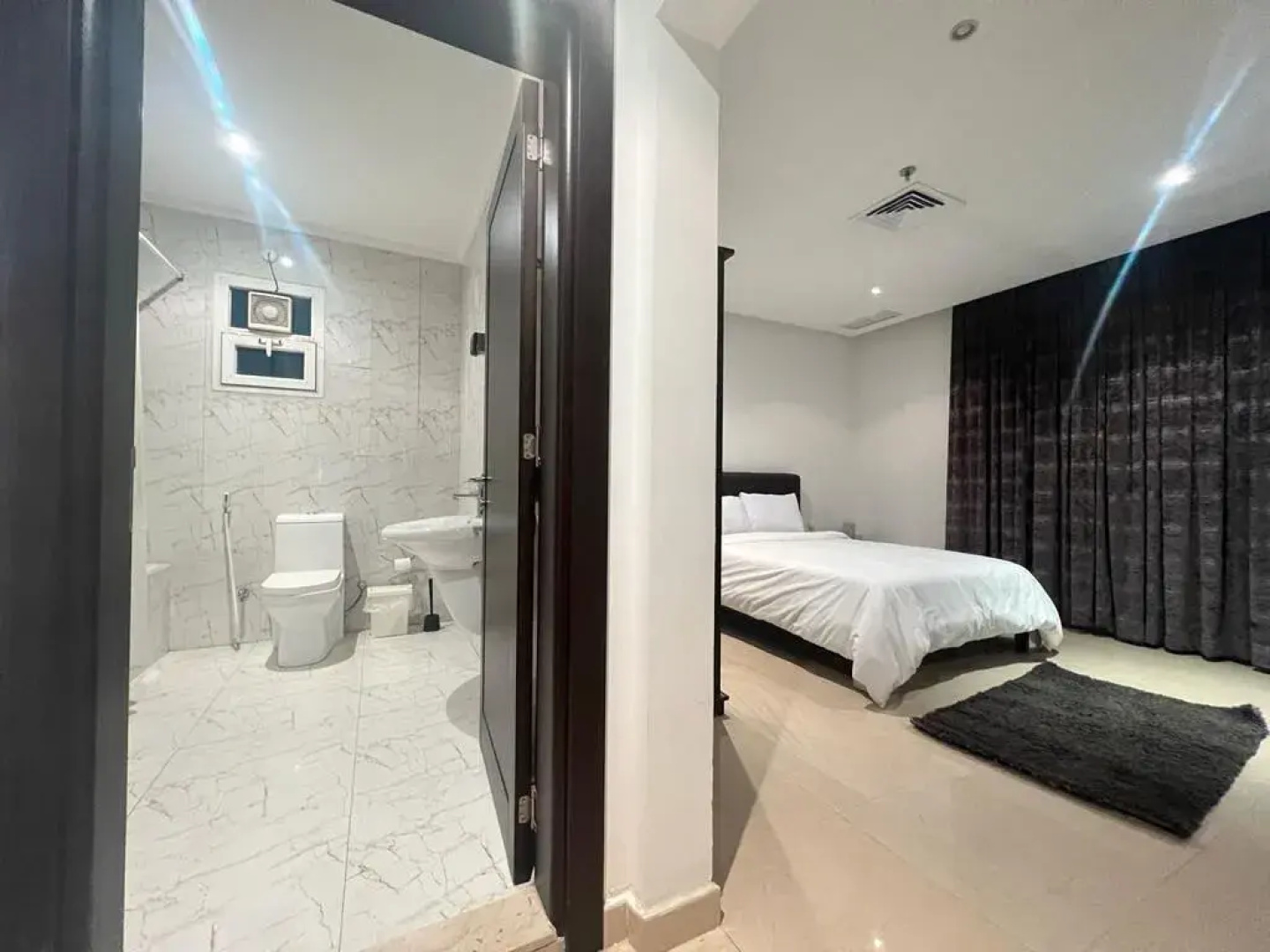 White luxury Suite hotel