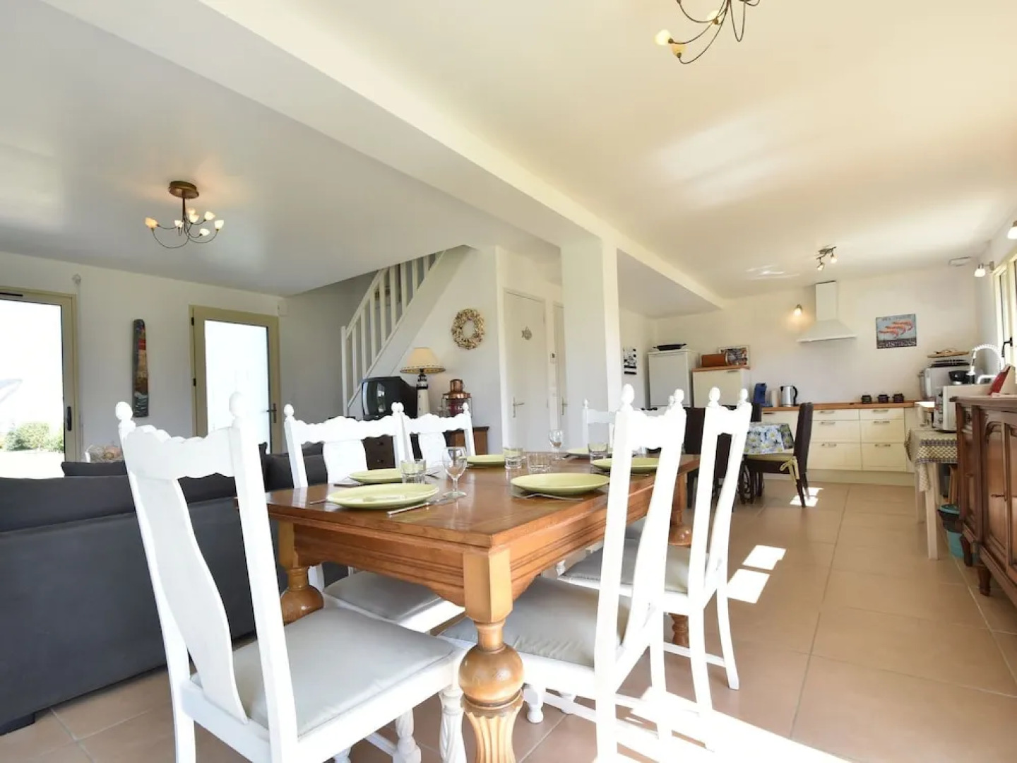 Luxurious Holiday Home in Plouhinec Near Sea