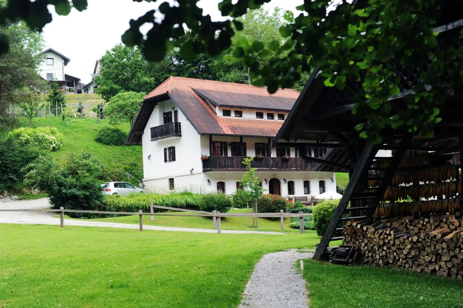 Turisticna Kmetija Seruga