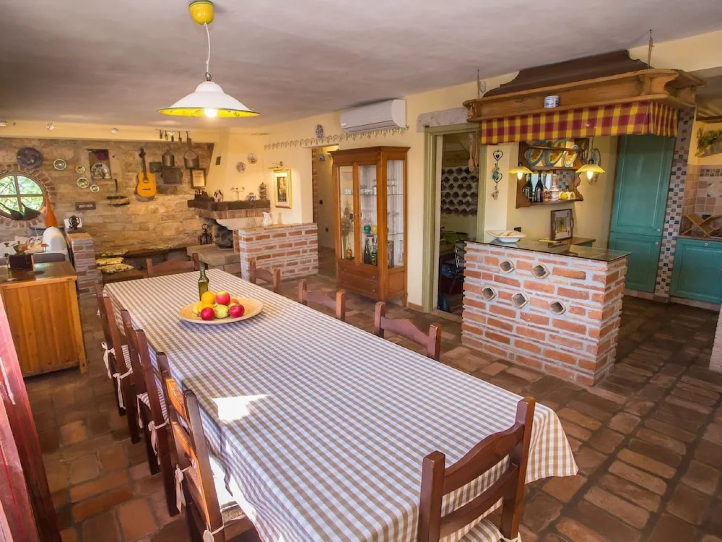 Quaint Holiday Home With Swimming Pool in Kaštelir