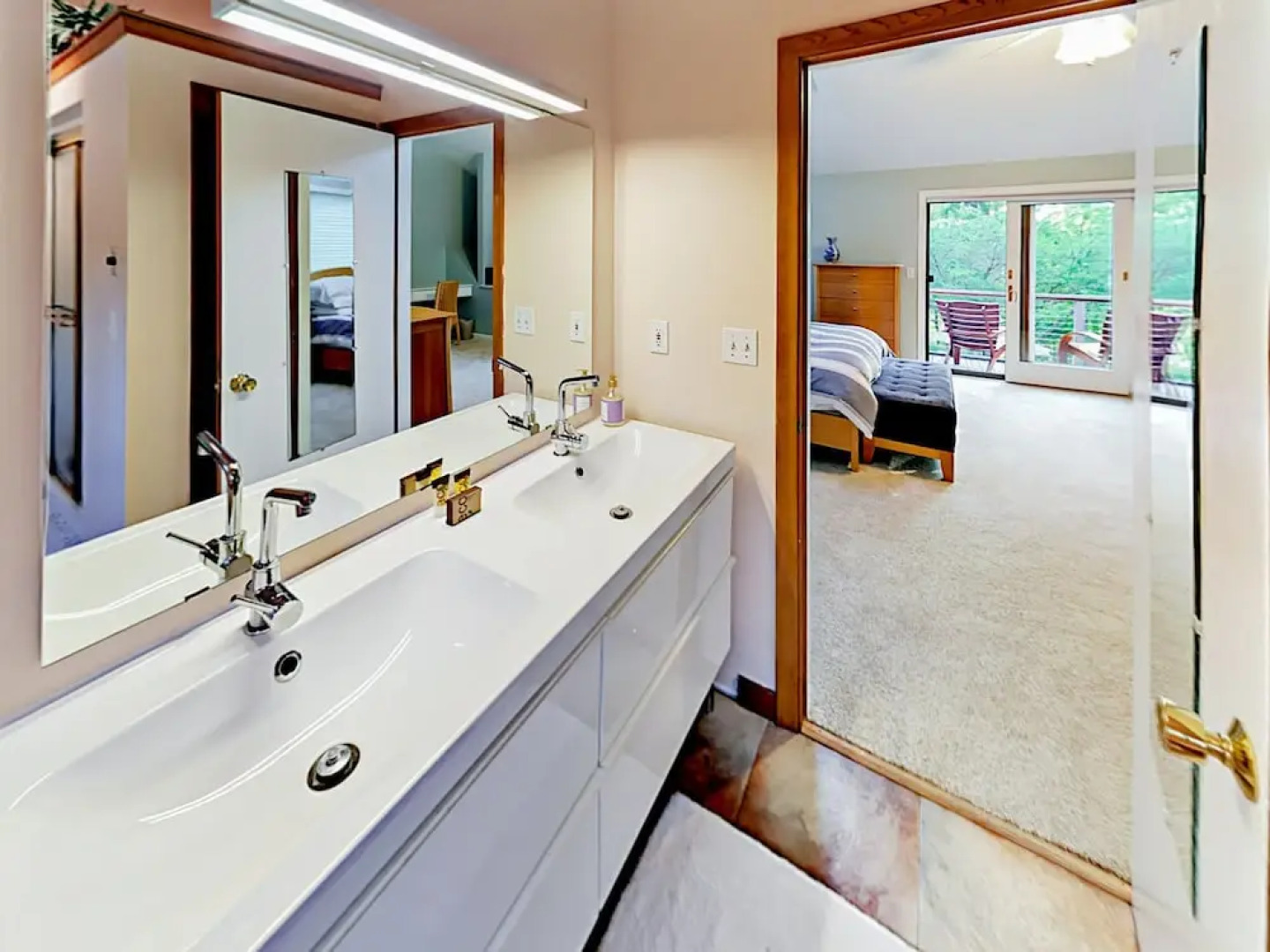 75 Red Brook Rd Home 4 Bedrooms 2.5 Bathrooms Home